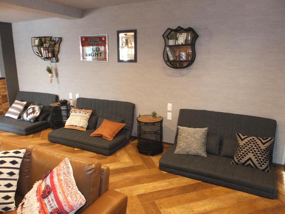 Hakata Apartment *