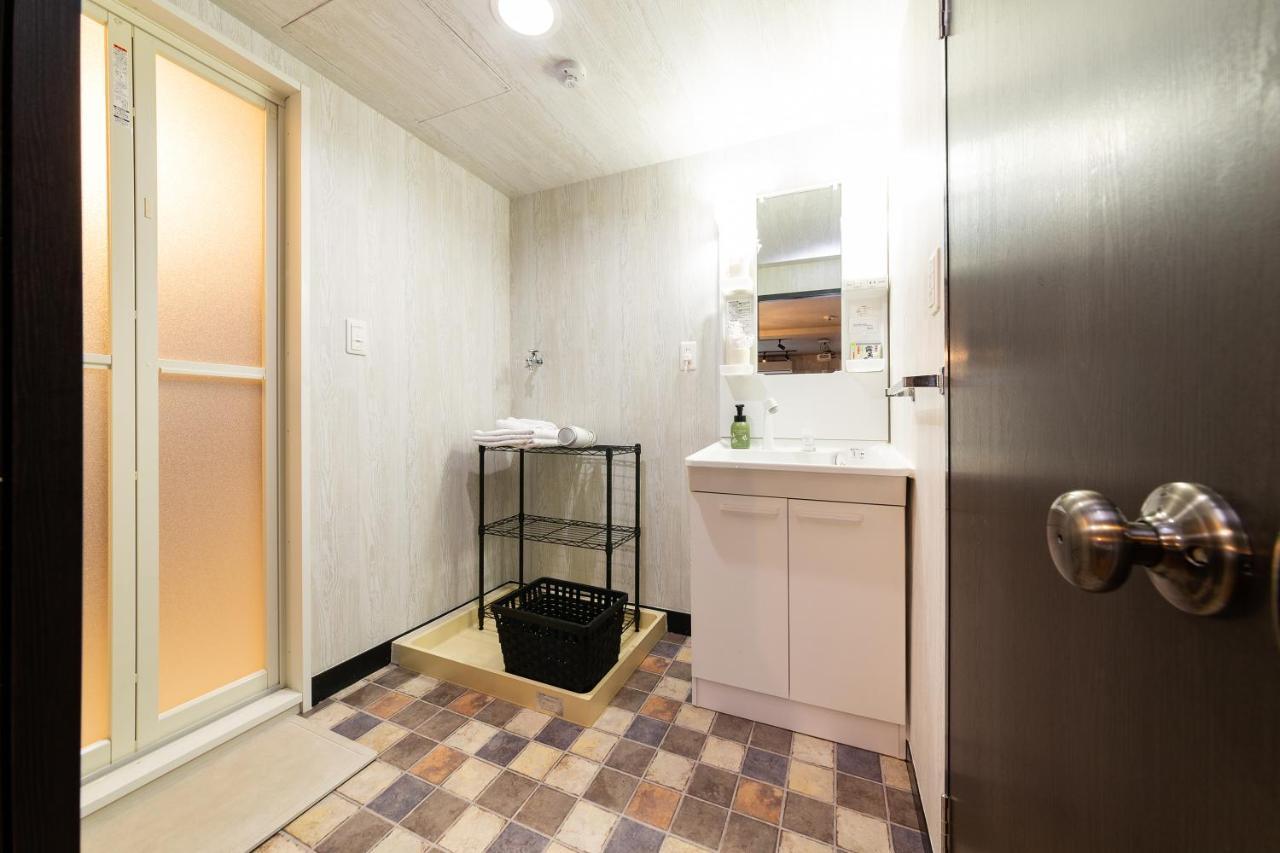 Hakata Apartment