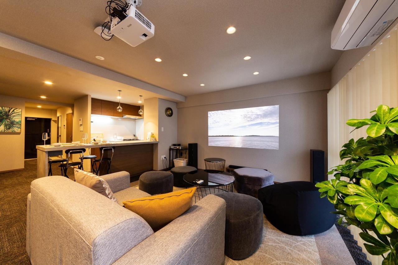 Hakata Apartment